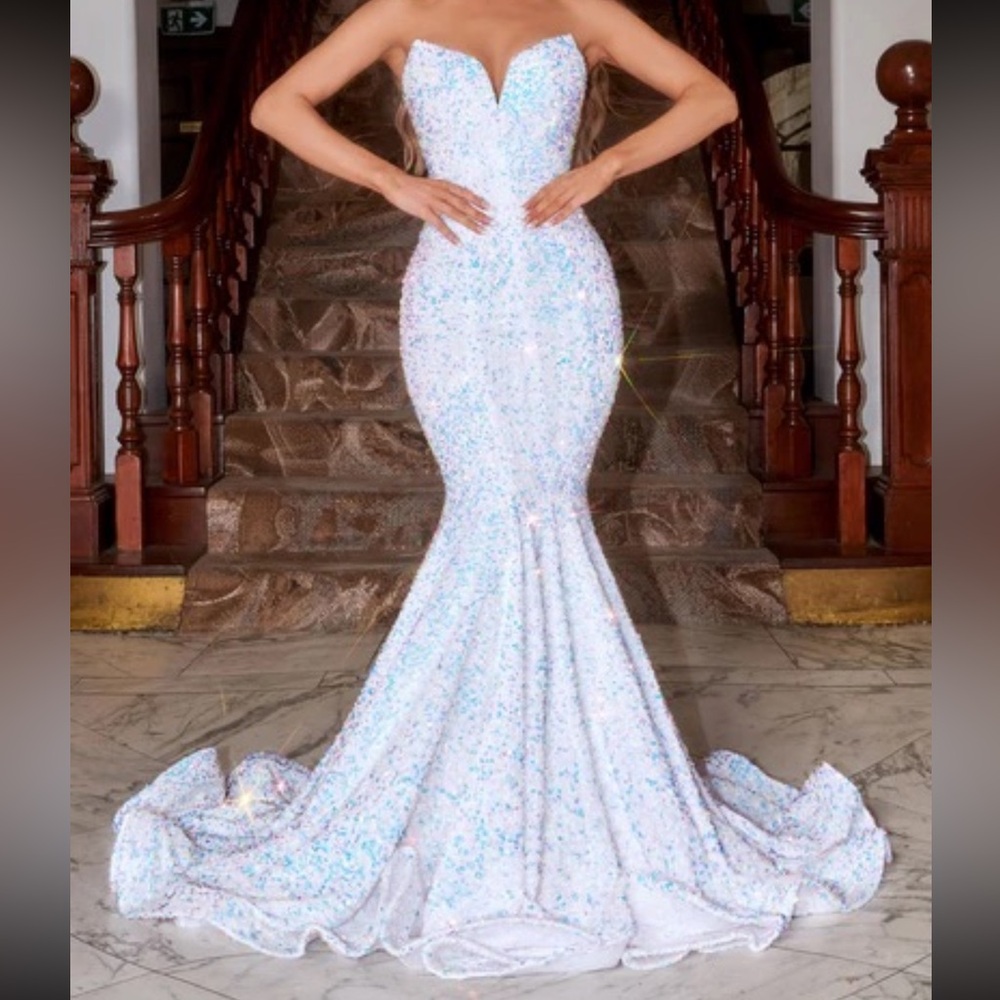 PS21208 IVORY GOWN